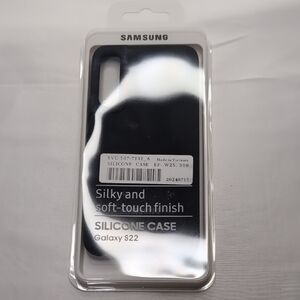 Samsung Galaxy S22 Midnight Silicone Cover